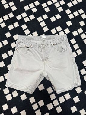 Zara Men Light Gray Denim Shorts